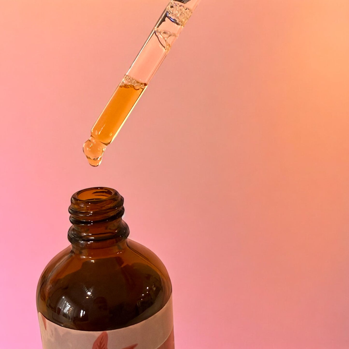 Light, fluid texture of BLUSH strengthening hair serum designed to nourish the scalp and support healthy hair growth